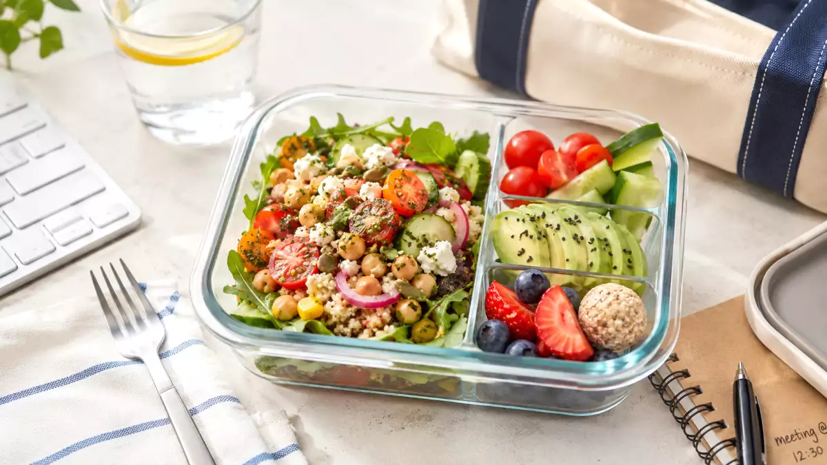 Lunch box d’été : les recettes faciles à emporter au bureau quand il fait chaud !