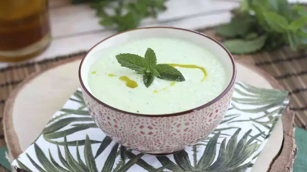 Au-delà du gaspacho: 12 soupes froides et veloutés à servir tout l’été