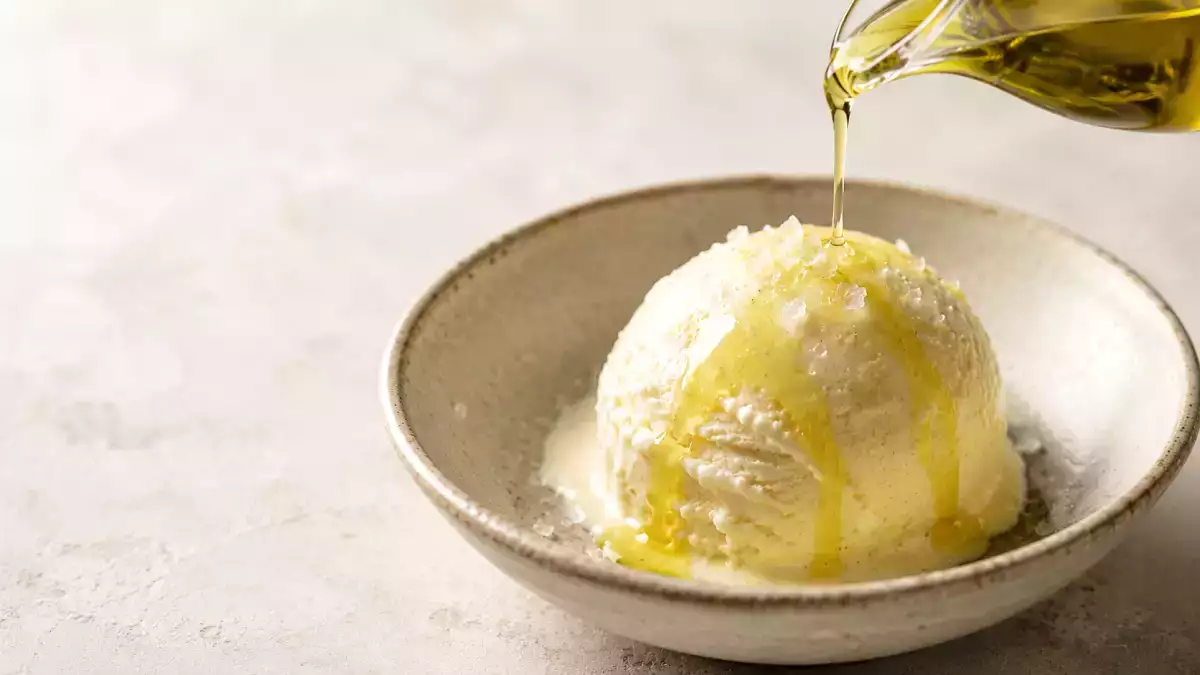 L'astuce qui transforme une glace à la vanille ordinaire en un dessert inoubliable !
