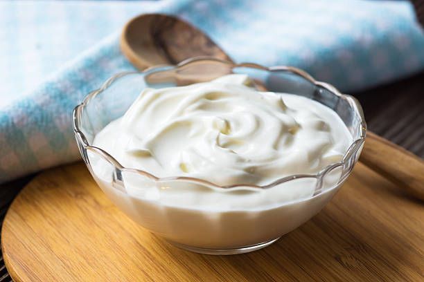 Par quoi remplacer la crème fraîche ? On vous dévoile de supers alternatives !