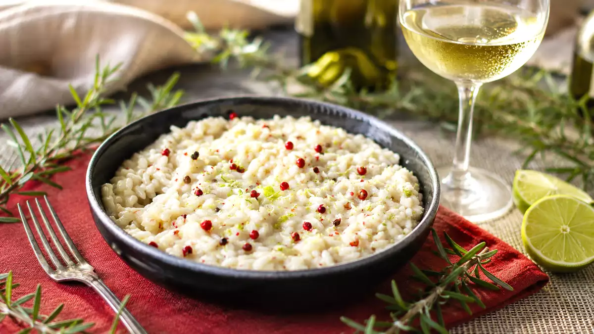 Un risotto frais et crémeux mérite mieux qu’un vin trop lourd...