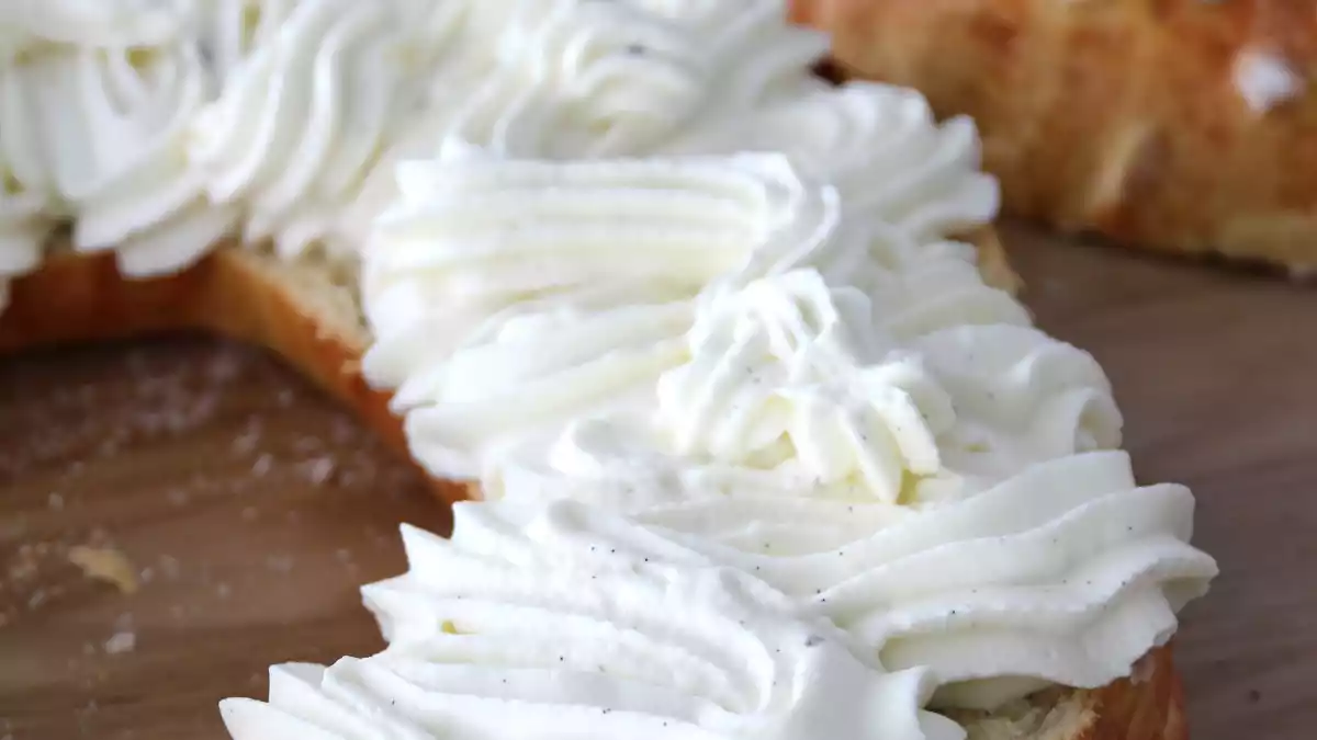 Les 4 astuces incontournables pour réussir une chantilly parfaite