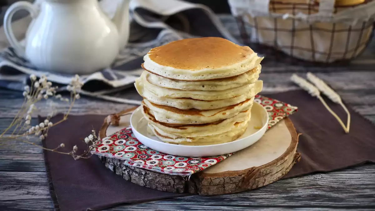 Goûter la pâte à crêpes crue : le risque ne vient pas seulement des œufs