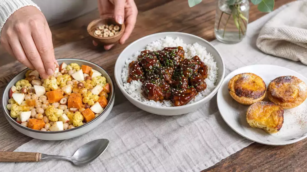 Menu du jour, 20 octobre : salade automnale, poulet teriyaki et pastéis de nata croustillants