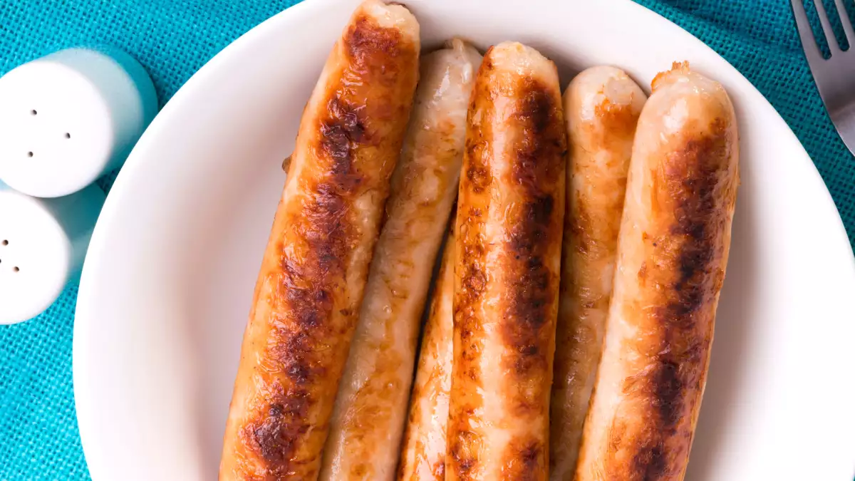 Des filets et saucisses de poulet sont rappelés : vérifiez bien les lots dans votre frigo
