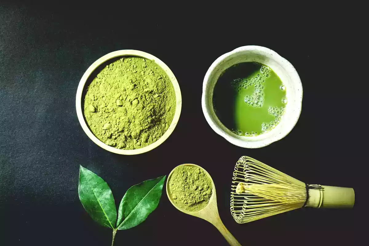 Reconnaître un bon matcha : Notre guide pour les amateurs de ce thé très prisé!