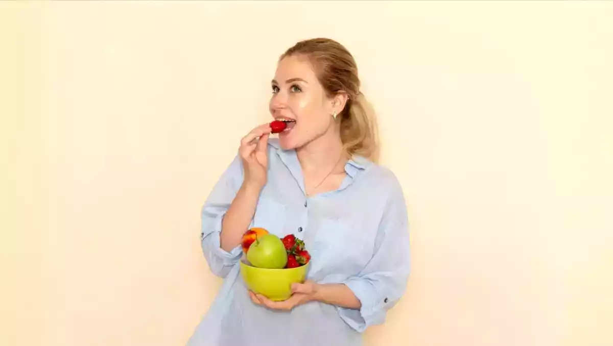 Matin, midi ou soir : quand faut-il vraiment manger des fruits?