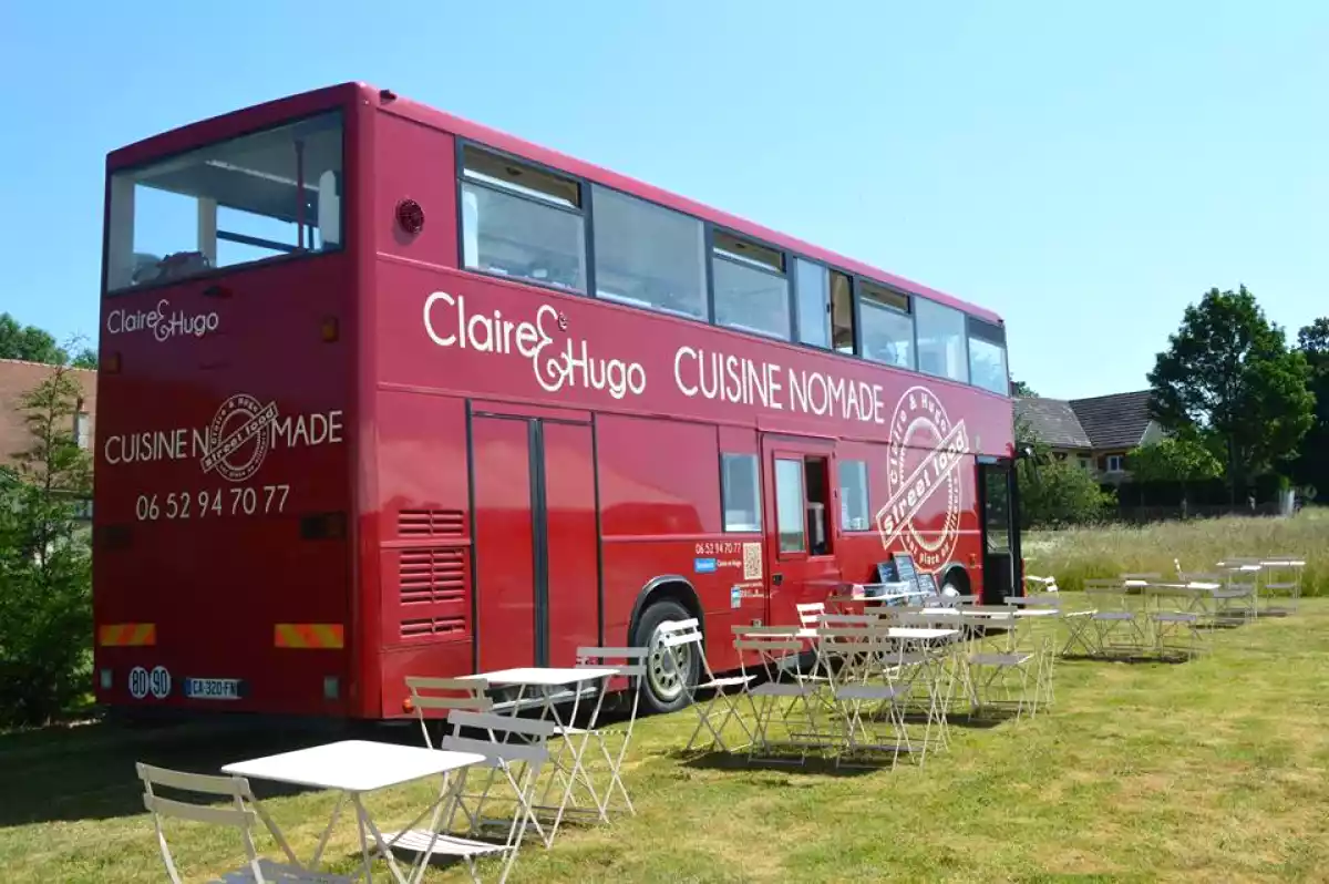 Le bus truck de Claire et Hugo à Troyes