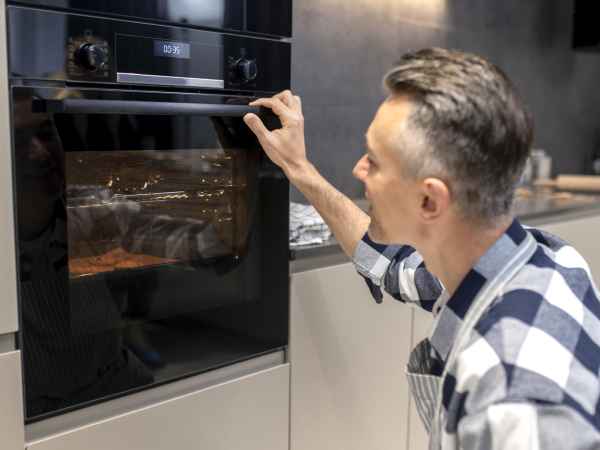 Savez-vous vraiment ce que signifient tous les symboles figurant sur votre four?