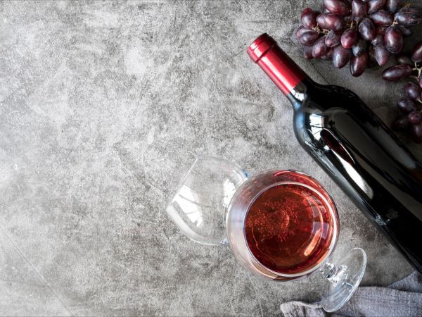 Le vin aussi concerné par les polluants : ce qu’il faut savoir