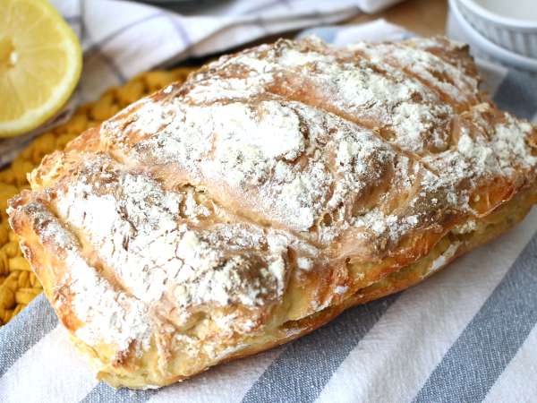 Pain sans levure express : la recette bluffante avec ces ingrédients qu'on a tous dans le placard