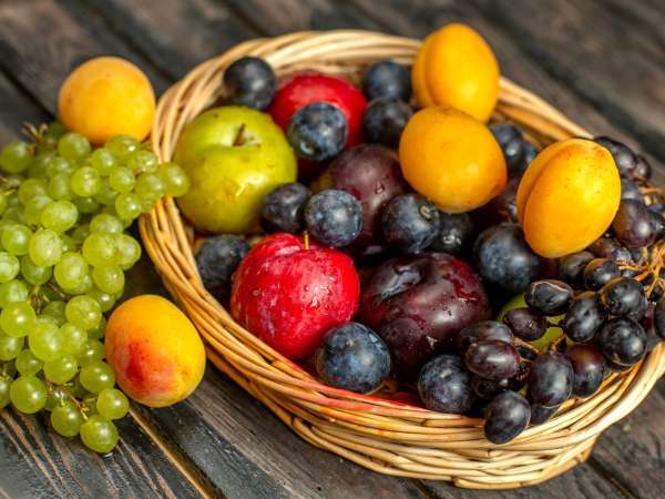 Les 3 erreurs qui font dépérir vos fruits plus vite au frigo