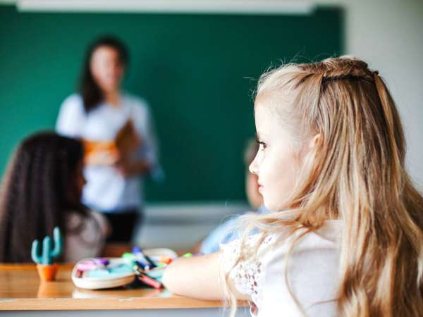 Vous ne devinerez jamais quel goûter rend les enfants plus concentrés en classe
