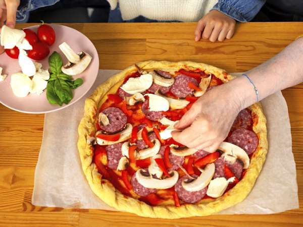 Manger malin, dépenser moins : les 14 commandements du frigo étudiant qui tient tout le mois