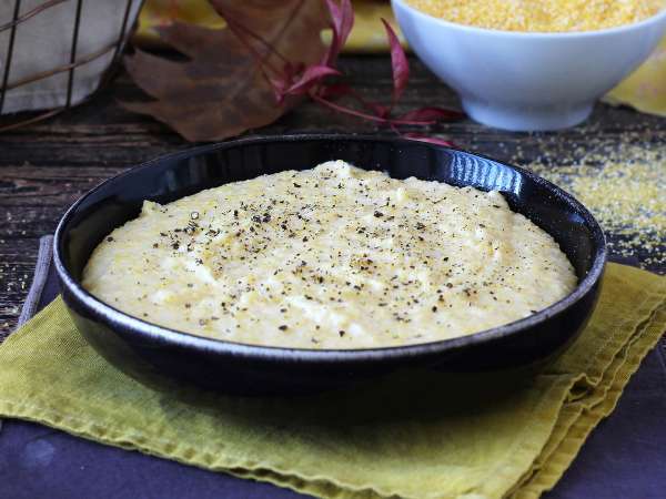 Tous ceux qui râtent leur polenta commettent cette même erreur — voici l’ingrédient oublié que personne ne mentionne