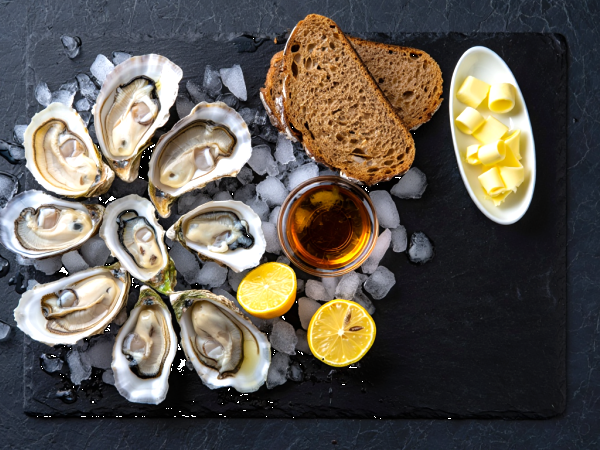 Comment choisir ses huîtres et bien les conserver jusqu’au jour J