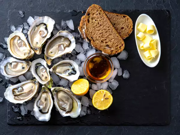 Comment choisir ses huîtres et bien les conserver jusqu’au jour J