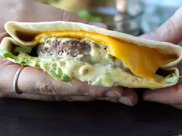 Ce wrap a le goût du Big Mac…et prêt en quelques minutes !