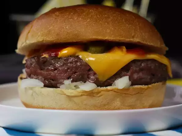 17 recettes américaines incontournables (sucrées et salées) : les grands classiques de la cuisine des États-Unis à préparer à la maison