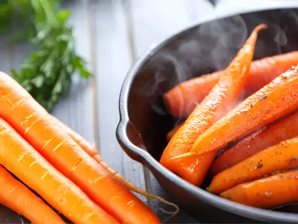 Carottes crues ou cuites : lesquelles sont vraiment les plus nutritives ?
