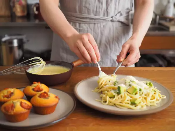 Menu du jour, 14 mai : muffins au chorizo, spaghetti carbonara d'avocat et tarte au citron