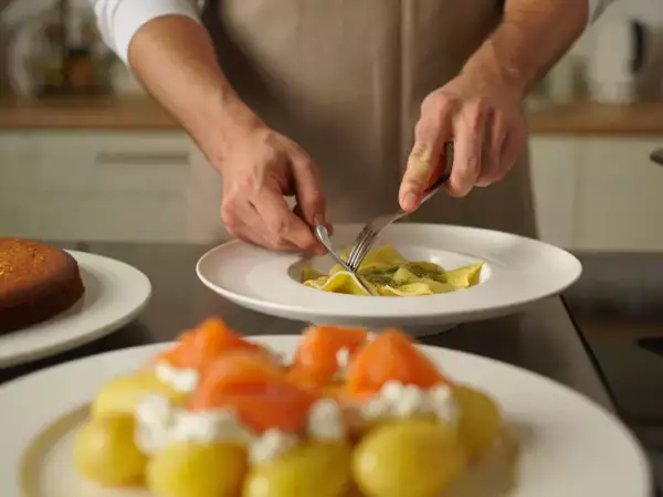 Menu du jour, 17 mai : une entrée colorée, un plat savoureux et un dessert réconfortant