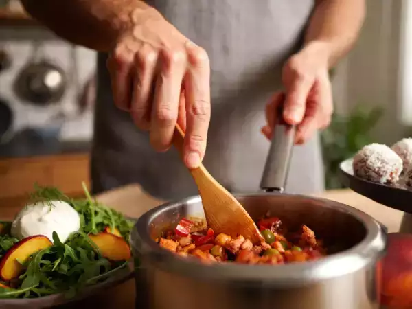 Menu sans gluten, 21 juin : alliant une entrée estivale, un plat réconfortant et un dessert gourmand