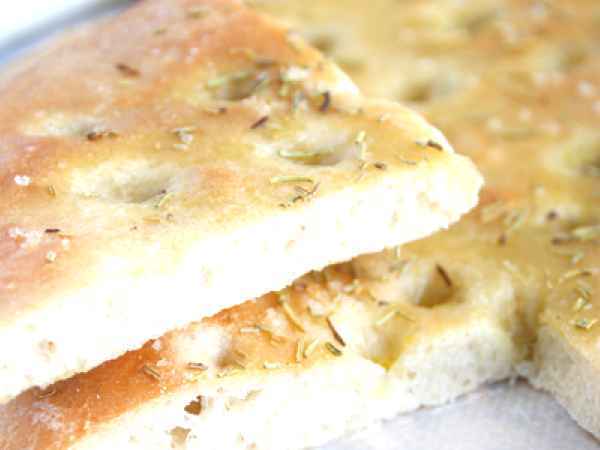 Oui la focaccia parfaite existe et elle se trouve d'ailleurs ici!
