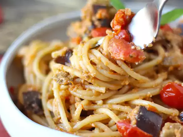 10 recettes à base d'aubergines qui sentent bon l'été