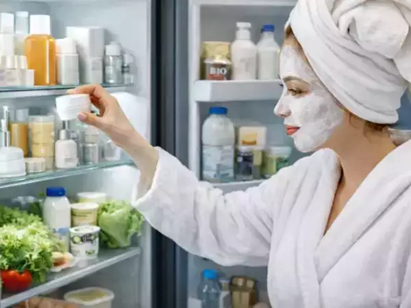 Peu de personnes le font, pourtant certains soins du visage adorent le réfrigérateur