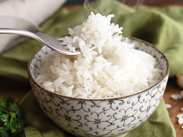 Riz trop cuit : l'astuce toute simple pour lui redonner une texture légère et éviter le gaspillage