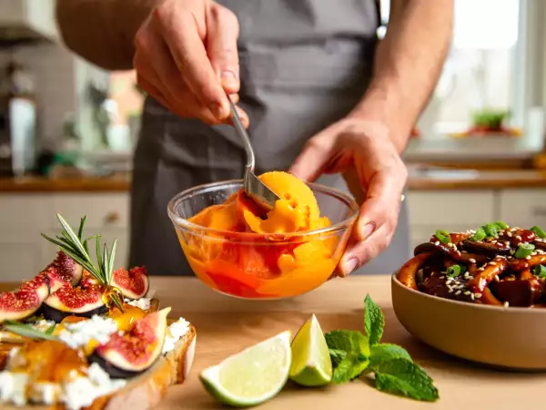 Menu végétarien, 12 juillet : tartines de figues, champignons à la coréenne et sorbet mangue citron vert