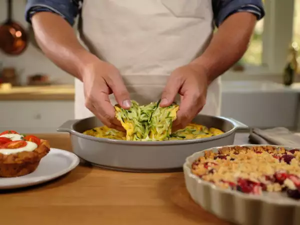 Menu végétarien, 8 juillet : muffins à la tomate, frittata de courgettes et tarte crumble aux fruits rouges