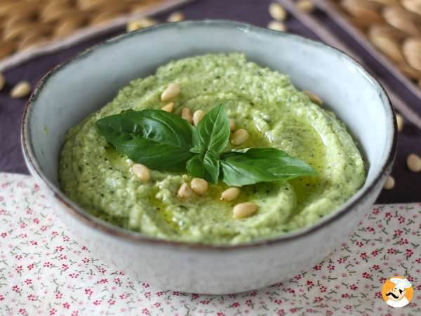 Le pesto de courgettes, la sauce d’été qui sauve les pâtes !