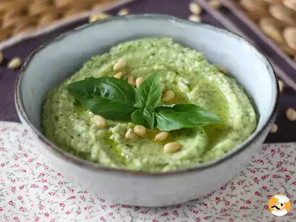 Le pesto de courgettes, la sauce d’été qui sauve les pâtes !
