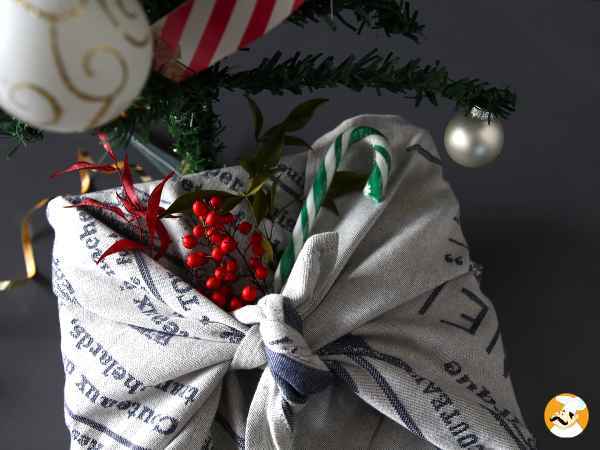 Notre tuto pour emballer vos cadeaux sans papier cadeau !