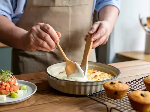 Menu du jour, 13 août : tartare de saumon, gratin de pâtes et muffins gourmands
