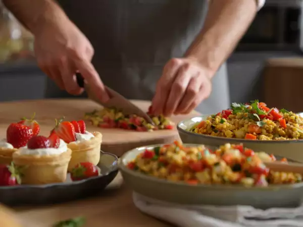 Menu végétarien, 11 août : fraîcheur et saveurs avec moelleux de courgettes, tacos aux lentilles et tartelettes aux fraises