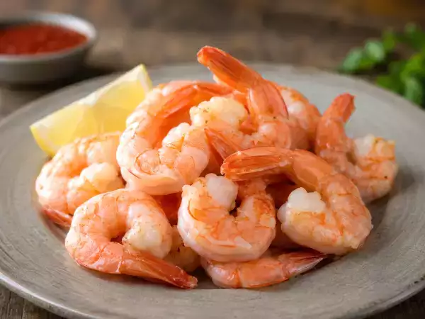 Des crevettes cuites vendues en barquette et au rayon poissonnerie sont rappelées dans toute la France