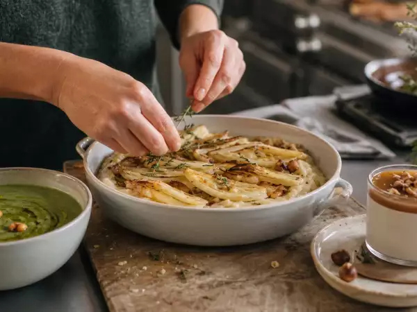 Menu végétarien, 26 septembre : soupe aux épinards, une purée fumée de céleri-châtaigne et une panna cotta gourmande