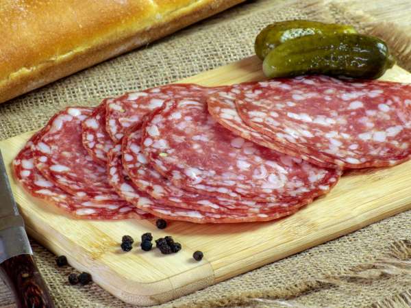 Vous avez ce saucisson Monique Ranou chez vous ? Cinq lots ne doivent pas être consommés