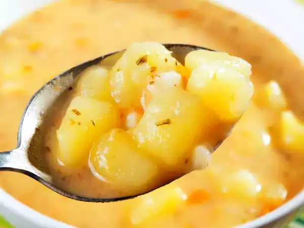 Sauver un plat trop salé sans le jeter : l'astuce de la pomme de terre fonctionne-t-elle vraiment ?