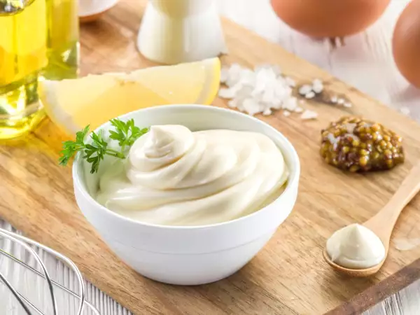 Mayonnaise maison : ce petit détail qui peut tout changer selon Cyril Lignac