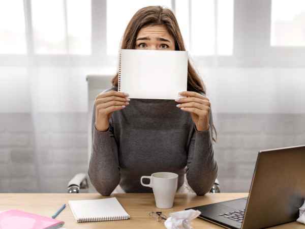 Évitez les bruits gênants au bureau : les secrets pour un ventre discret