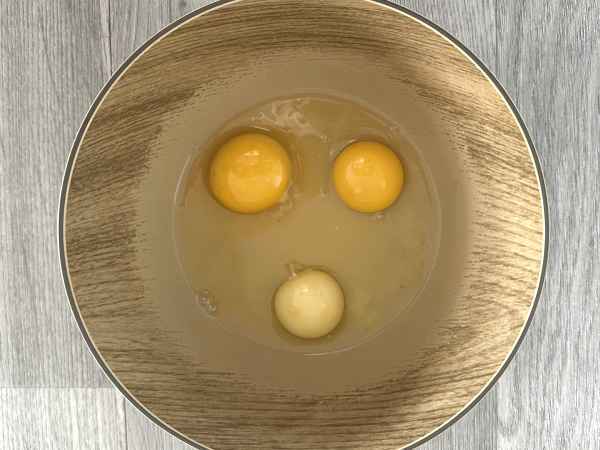 Pourquoi la couleur du jaune d'œuf varie-t-elle? Ce que cela révèle vraiment sur sa valeur nutritionnelle!