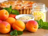 Dossiers: Savoureuse, fruitée et ultra-facile : cette tarte aux abricots noté 4, 8/5 fait fondre tous les gourmands