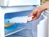 Dossiers: Besoin de glaçons en urgence ? Voici 6 astuces surprenantes (et efficaces) pour les faire geler plus vite