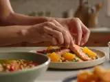 Dossiers: Menu du jour, 29 mai : une salade fraîche, un ramen réconfortant et un flan chocolat gourmand
