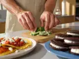 Dossiers: Menu du jour, 16 juin : une explosion de saveurs avec terrine de courgettes, huevos rancheros et cookies oreo