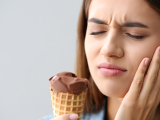 Dossiers: Dents sensibles au froid : quelles astuces naturelles fonctionnent vraiment pour calmer la douleur ?